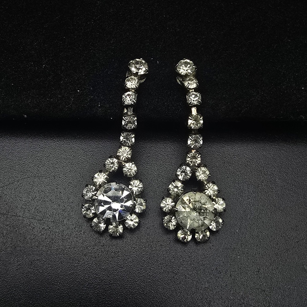 Clear Rhinestone Dangle Clip On Earrings Vintage Glam Costume Jewelry
